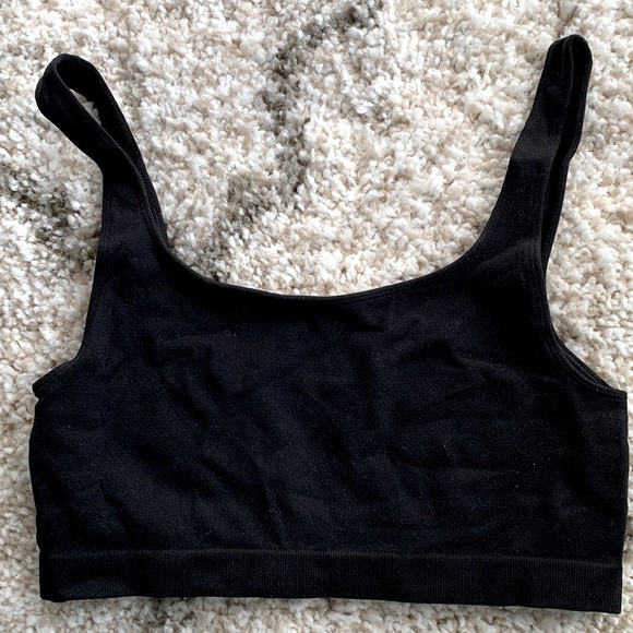 Black Crop Tank - M/L - Picture 3 of 4